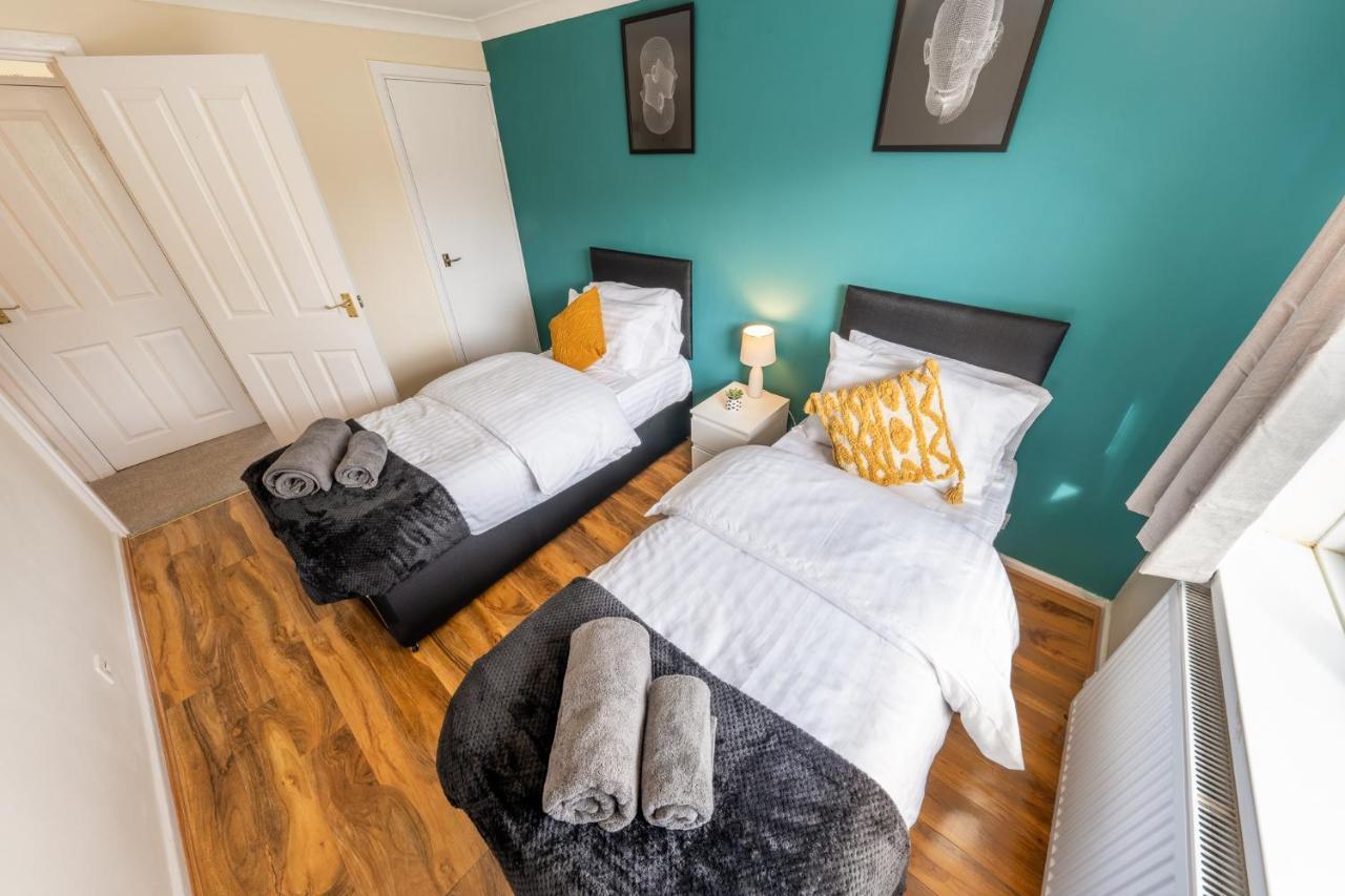 Pierocks Carver Entire House, Hot Tub & Wifi هاي ويكومبْ المظهر الخارجي الصورة